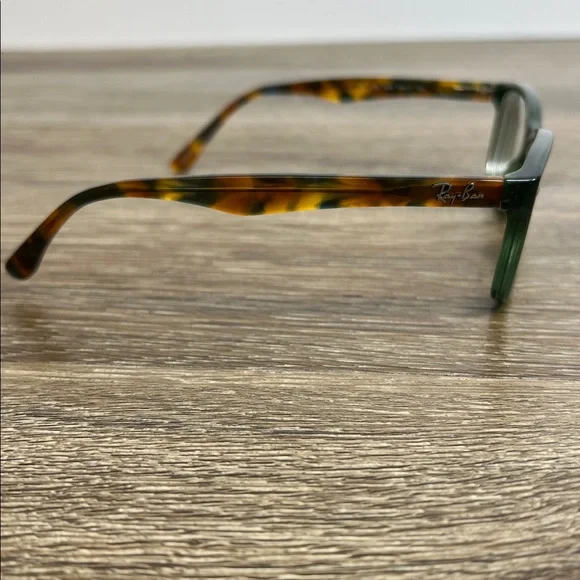 🕶 Ray-Ban RX5228 Green Optical Frames with Tortoise Temples53–17–140